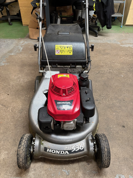 Honda HRD 536 QX Roller Mower