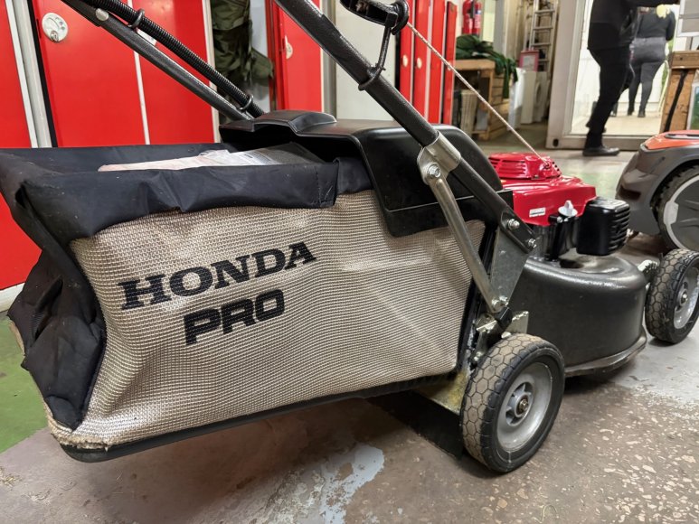 Honda HRH 536 HX Lawnmower