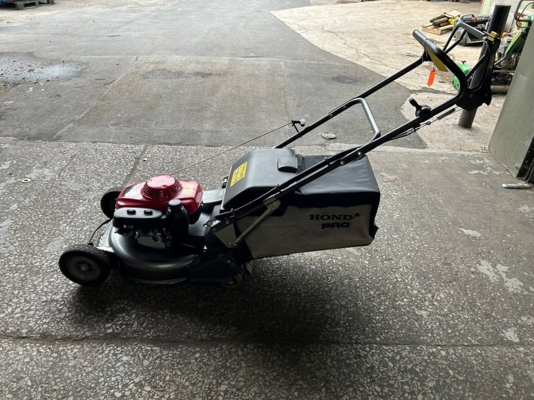 Honda HRH 536-QX Lawnmower 