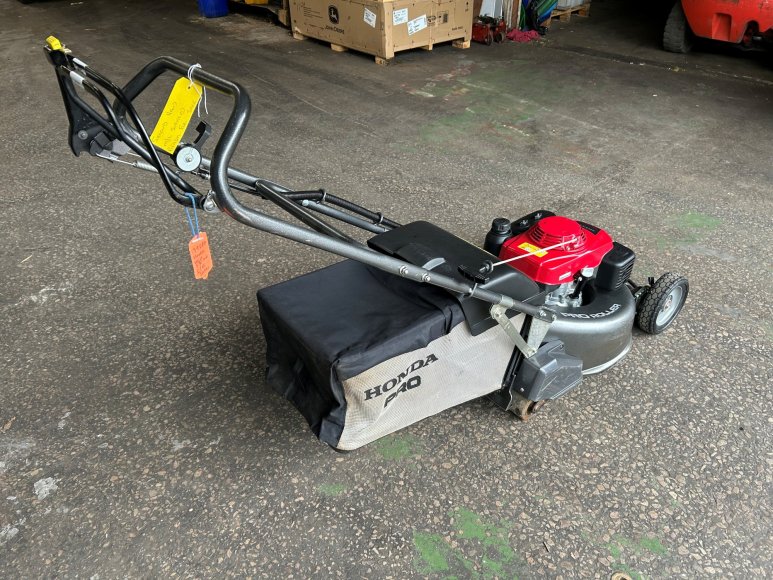 Honda HRH 536-QX Lawnmower 