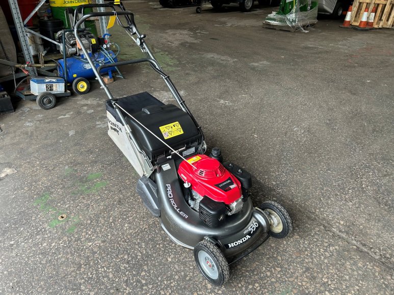 Honda HRH 536-QX Lawnmower 