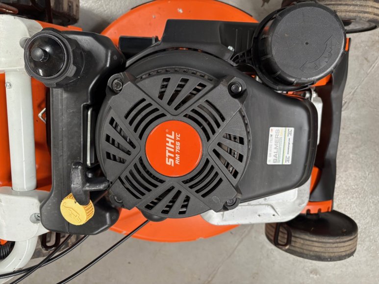 Stihl RM 756 YC Professional Mower