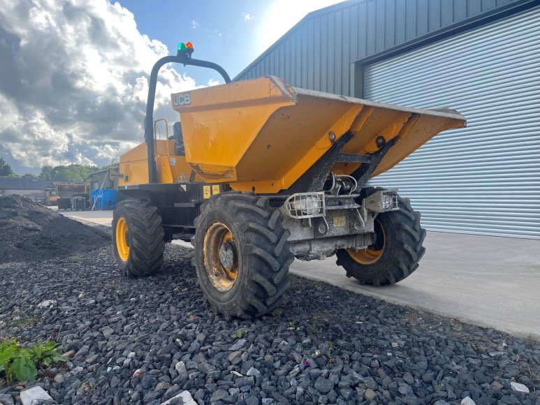 JCB 6 Tonne Swivel Tip Dumper 