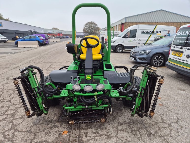 John Deere 8700A Fairway Mower 