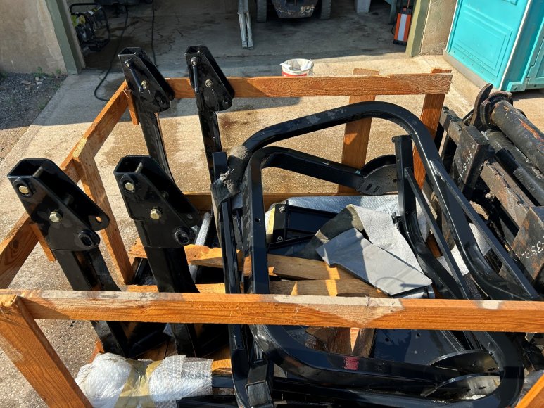 John Deere 900 Roll Bar