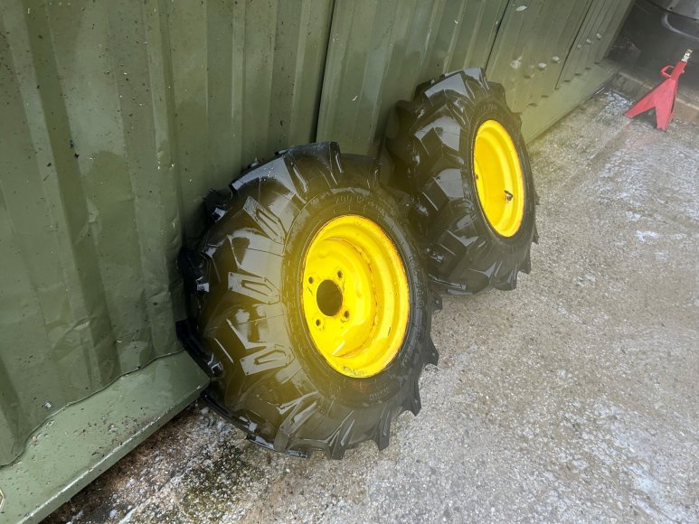 John Deere AG Wheels & Tyres 