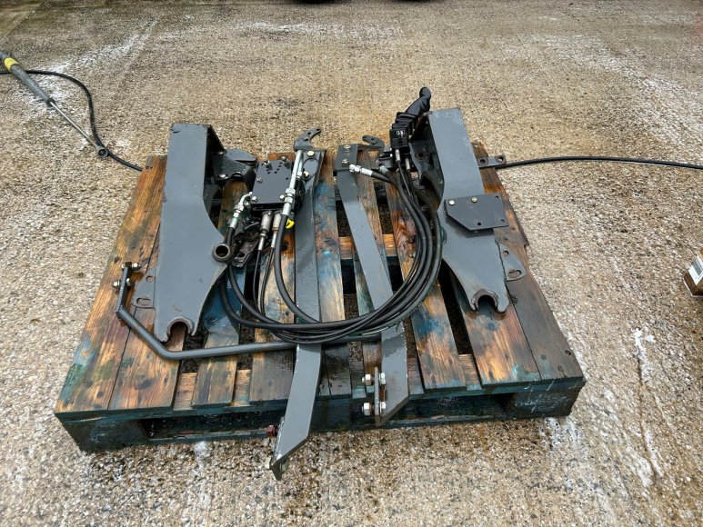 Kubota STV Loader Brackets 