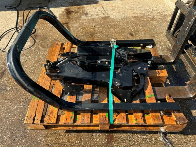 Hayter LT324 Roll Bar 
