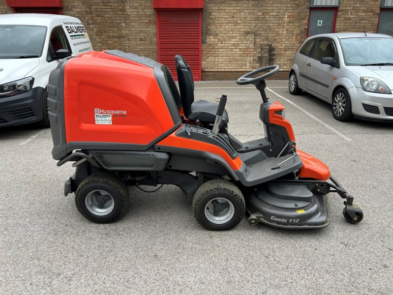 Husqvarna RC318T Ride On Mower 