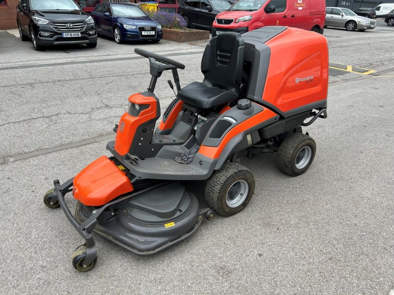 Husqvarna RC318T Ride On Mower 