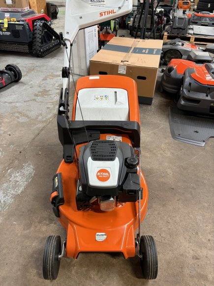 Stihl RM 253 T Petrol Mower