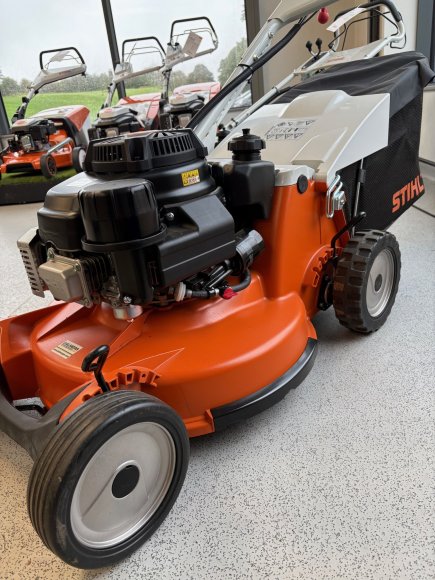Ex-Demo Stihl RM 756 YV Professional Petrol Mower