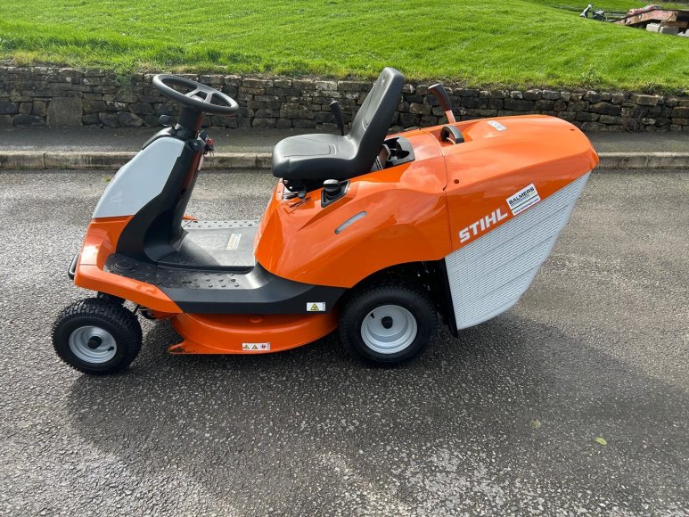 Ex-Display Stihl RT 4082 Ride-On Mower