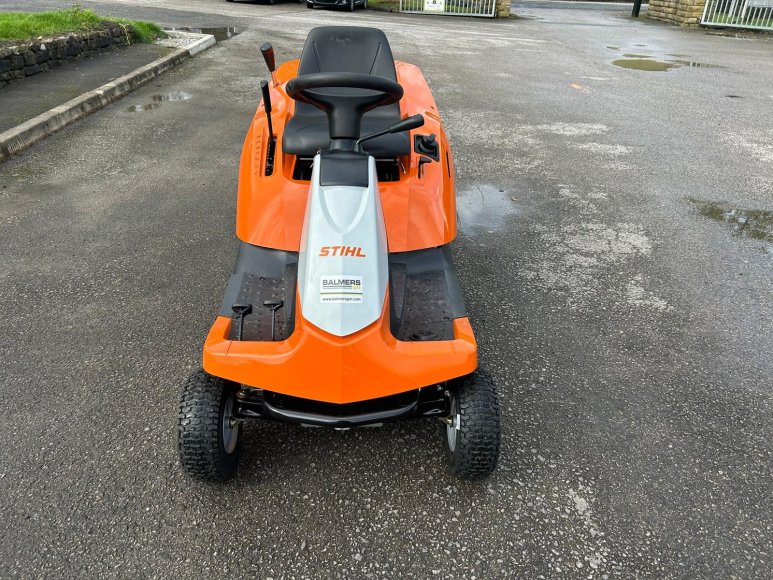 Ex-Display Stihl RT 4082 Ride-On Mower