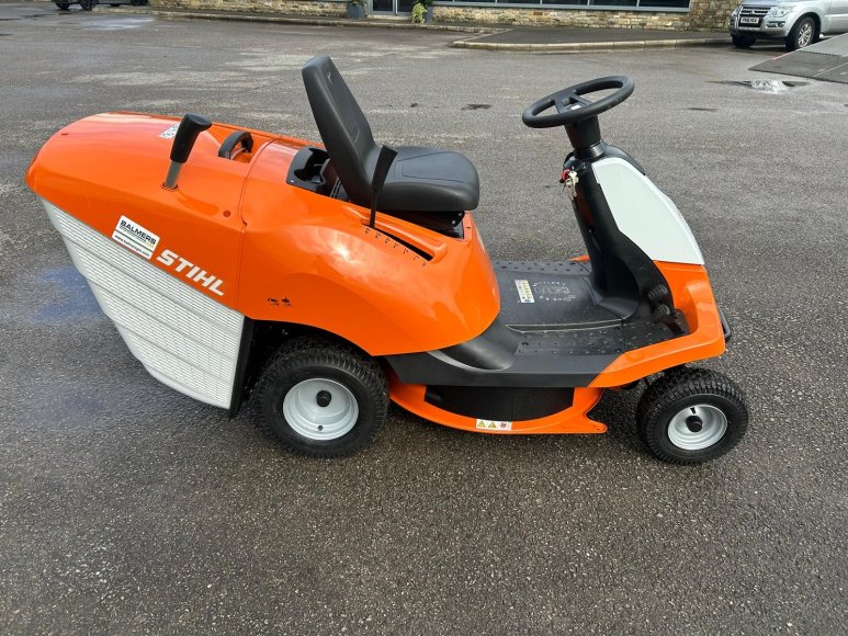 Ex-Display Stihl RT 4082 Ride-On Mower