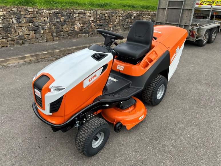 Stihl RT5112-Z Ride On Mower