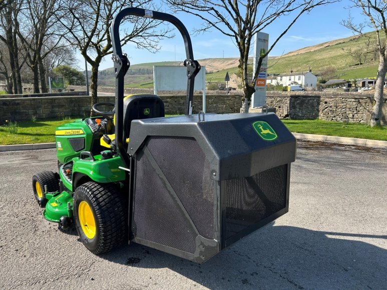 John Deere X950R Lawn Tractor 