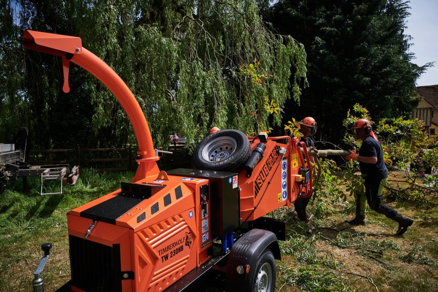 TW 230HB Petrol Road Towable Chipper