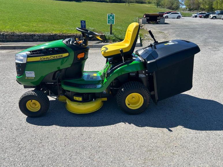 John Deere X135R Ride On Mower