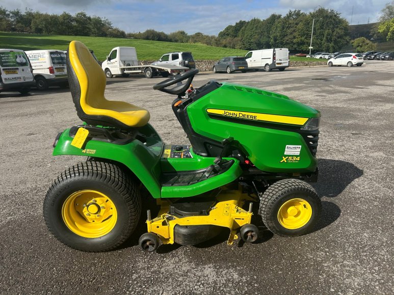 John Deere X534 Ride on Mower