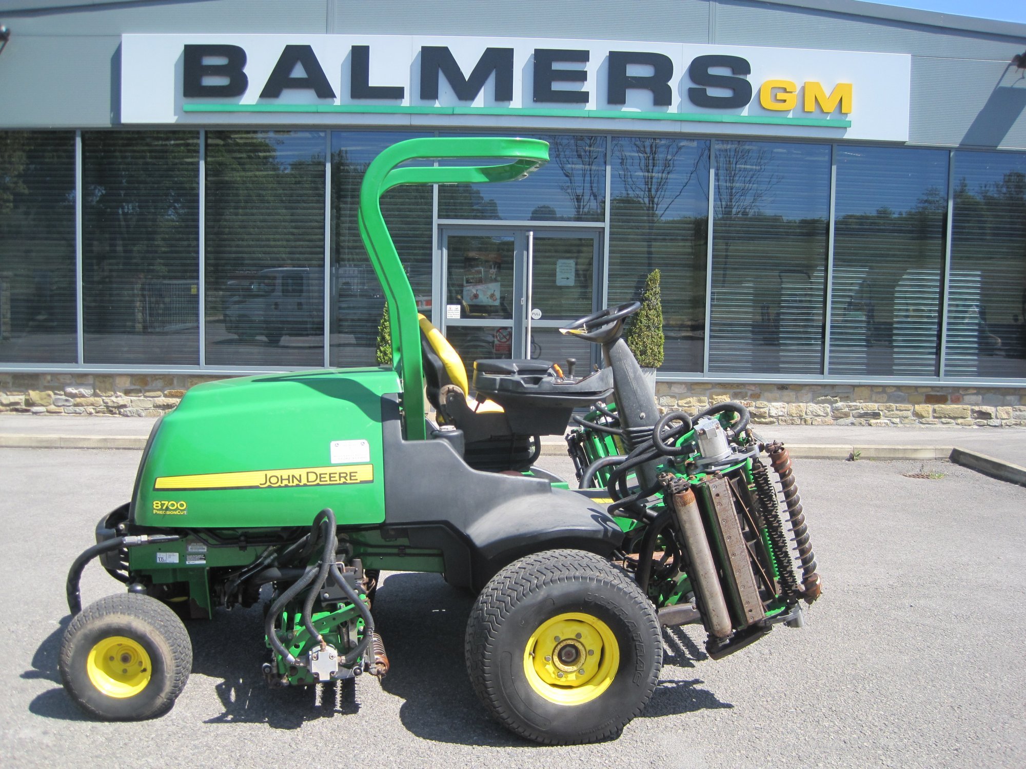 John Deere 8700 Balmers GM Ltd